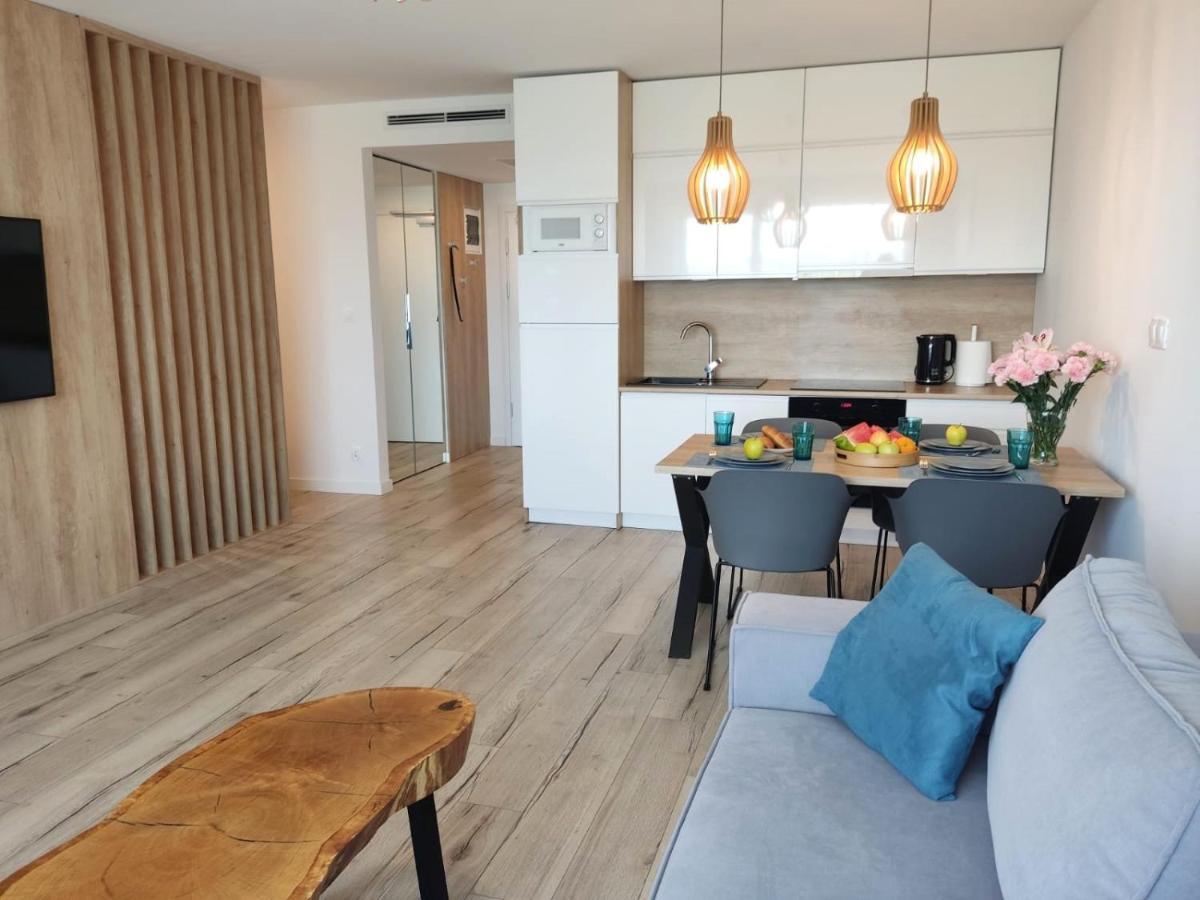 Apartamenty Rodzinne Deluxe, Suite W Budynku Baltin 萨比诺瓦 外观 照片